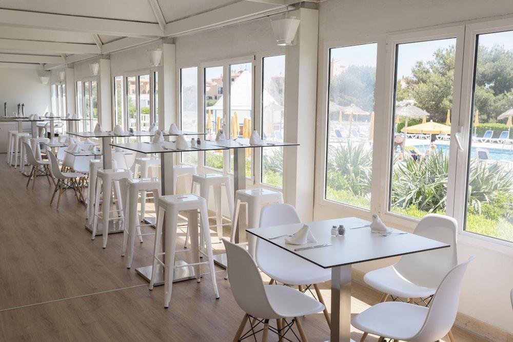 Hotel Globales Cala'N Bosch Cala en Bosch Esterno foto