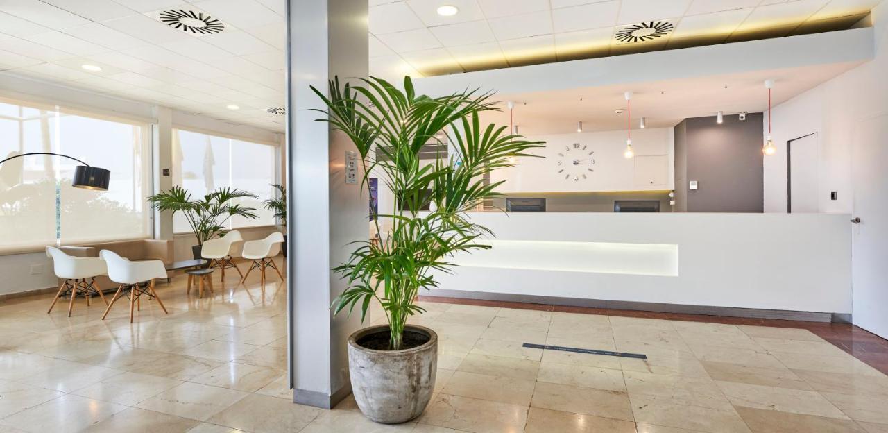 Hotel Globales Cala'N Bosch Cala en Bosch Esterno foto