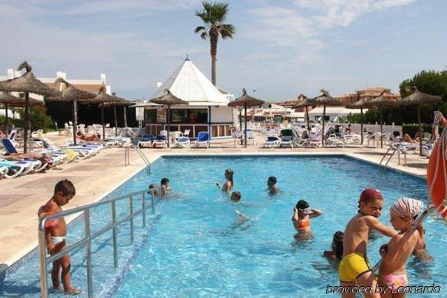Hotel Globales Cala'N Bosch Cala en Bosch Servizi foto